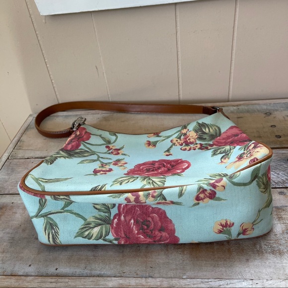 Fossil Classic #75082 Floral Shoulder Handbag - Picture 3 of 10